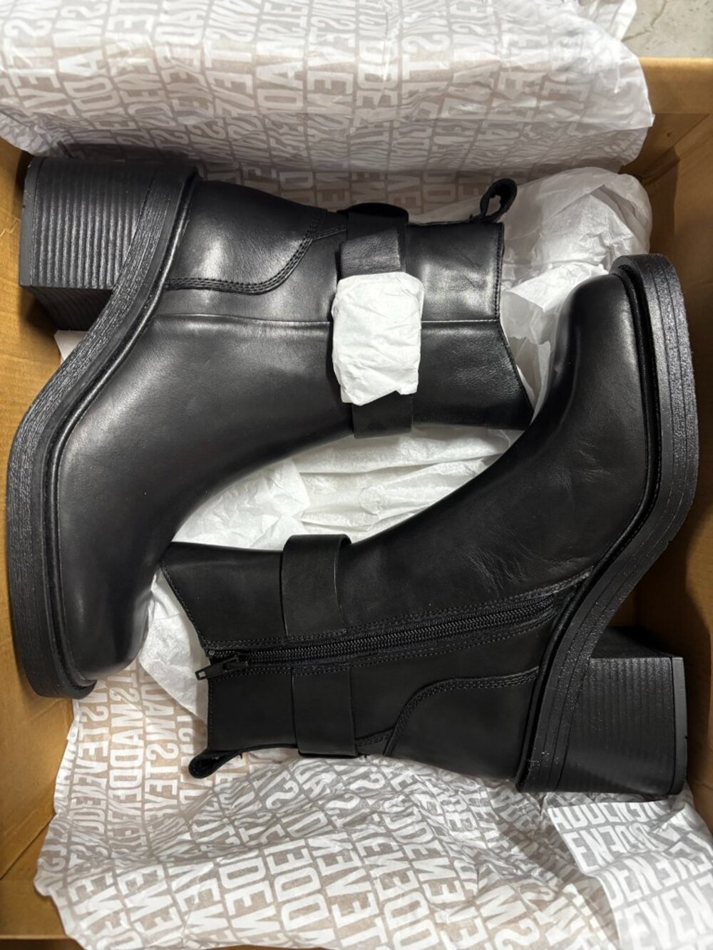 Steve Madden Lutz Women’s Black Leather Ankle Boots Size 8 Block Heel